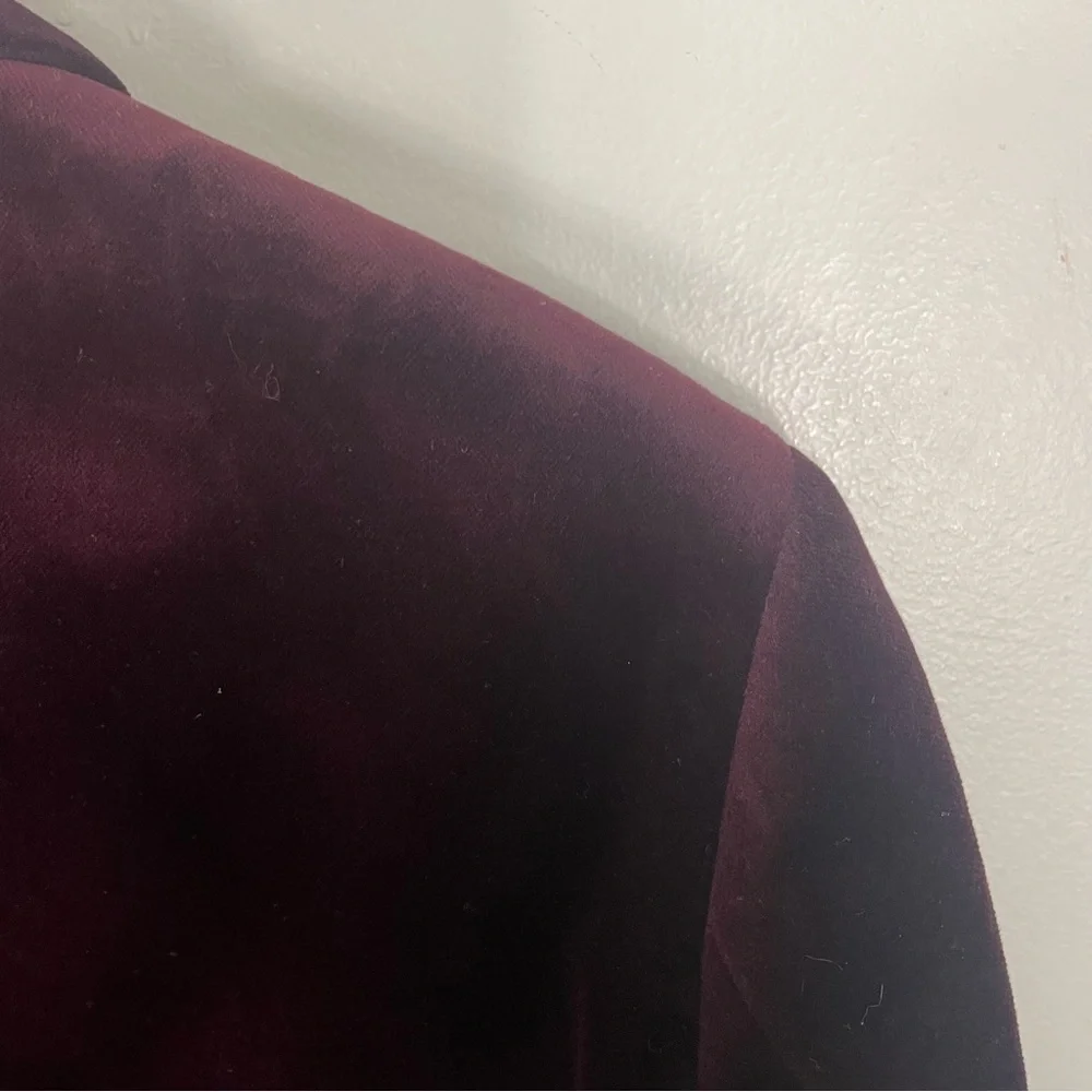 J.Crew Shawl Collar Dinner Jacket in Velvet Ludlow Slim Fit Vintage Cabernet 38R